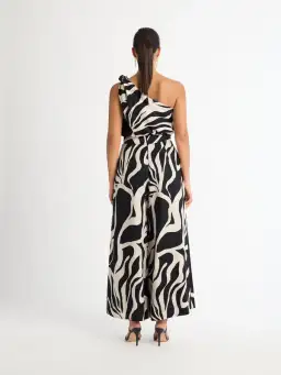 Sheike Zulu Pant Print Size AU 8 for rent on The Volte - image 2