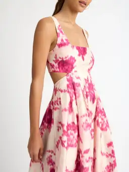 Sheike Meredith  Dress Floral Size 10  for rent on The Volte - image 2