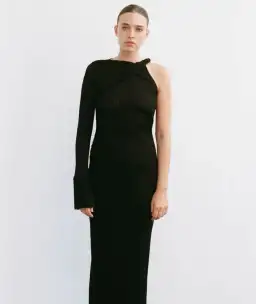 Camilla and Marc Cypress Midi Dress Black Size 14 for rent on The Volte - image 4
