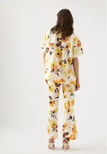 product_#UHJvZHVjdE1lZGlhOjQ5MDM5OA==