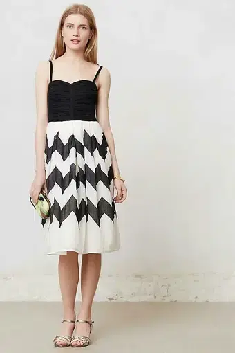 LeifNotes for Anthropologie Cherie Chevron Dress Black/White Size S / AU 8