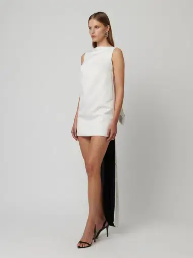 product_#UHJvZHVjdE1lZGlhOjU2MzExNA==