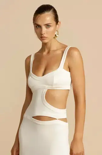 product_#UHJvZHVjdE1lZGlhOjU2NTI3Mw==