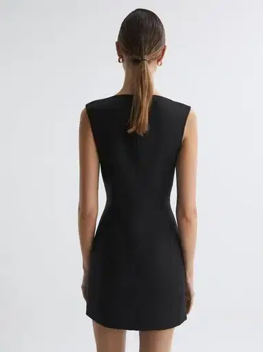 product_#UHJvZHVjdE1lZGlhOjU2NzUyMA==