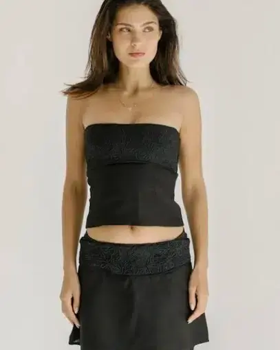 product_#UHJvZHVjdE1lZGlhOjYxOTMxNw==