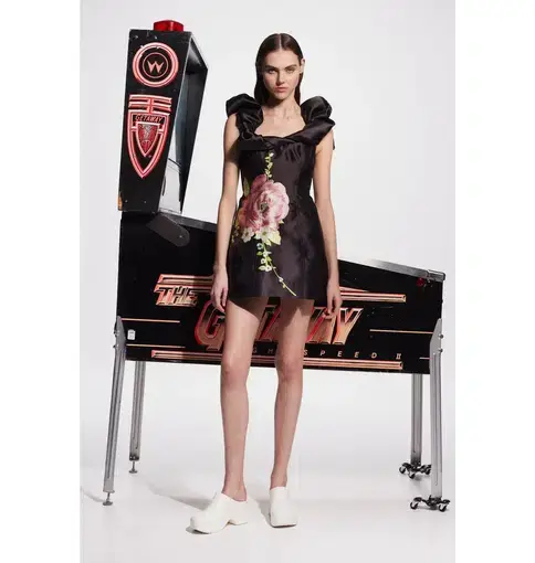 product_#UHJvZHVjdE1lZGlhOjYyMDgzNA==