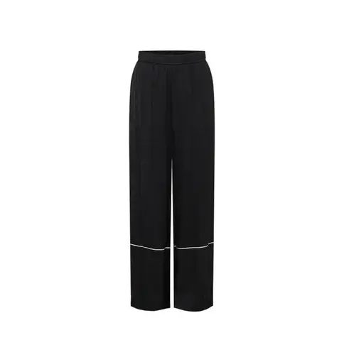 product_#UHJvZHVjdE1lZGlhOjYzMDEwMg==