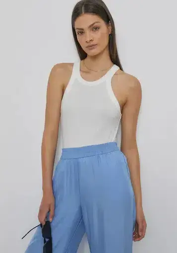 product_#UHJvZHVjdE1lZGlhOjcwMjY1Nw==