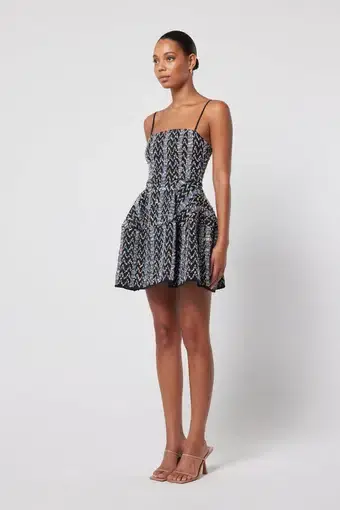 product_#UHJvZHVjdE1lZGlhOjcwODUyOQ==