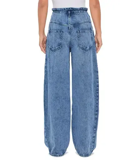 product_#UHJvZHVjdE1lZGlhOjc3NjI5NA==