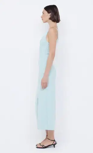 product_#UHJvZHVjdE1lZGlhOjcyOTExMQ==