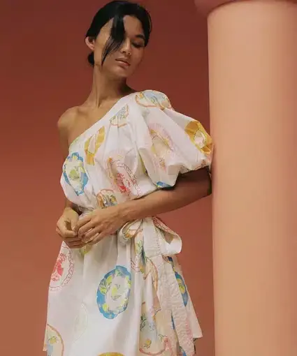 product_#UHJvZHVjdE1lZGlhOjcyNjQ2Mg==