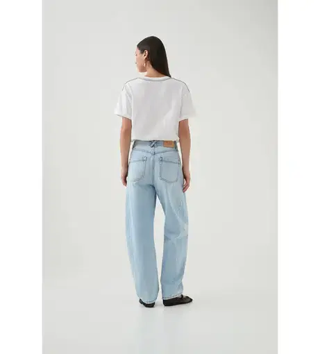product_#UHJvZHVjdE1lZGlhOjc3NjQyOQ==