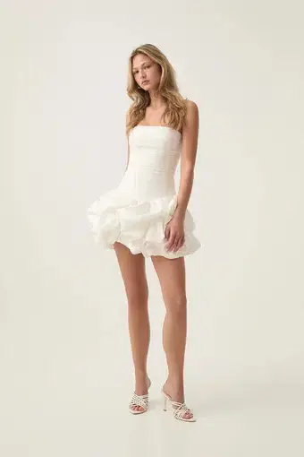 product_#UHJvZHVjdE1lZGlhOjc3NDk5Ng==