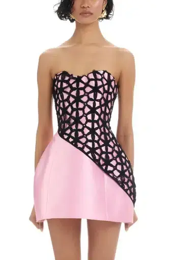 product_#UHJvZHVjdE1lZGlhOjc4Mzg4MQ==