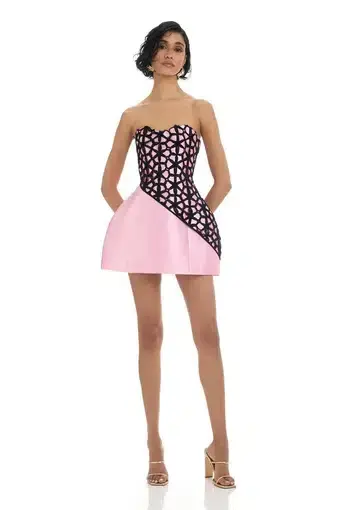 product_#UHJvZHVjdE1lZGlhOjc4Mzg3OQ==