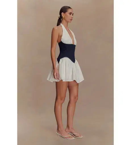 product_#UHJvZHVjdE1lZGlhOjgwMDkxMw==