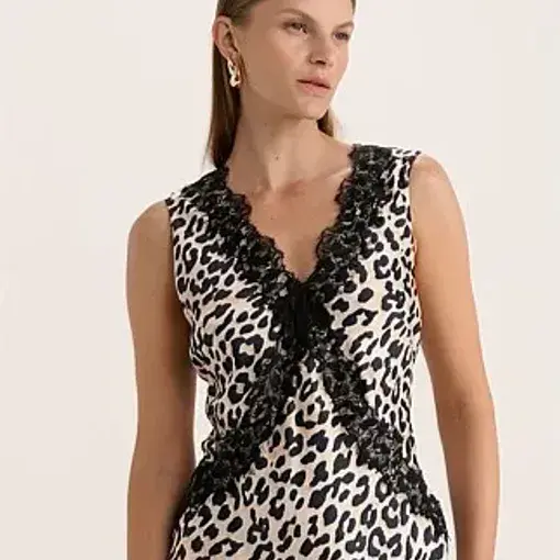 product_#UHJvZHVjdE1lZGlhOjgzNzQxMQ==