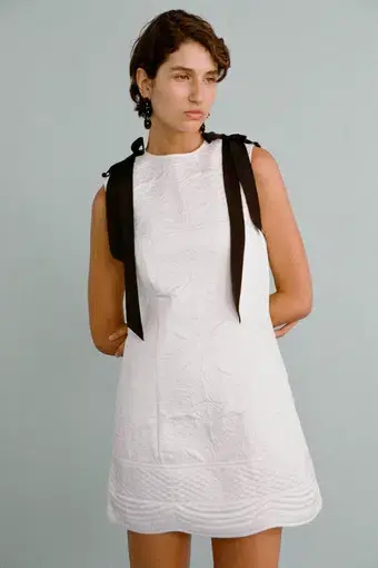 product_#UHJvZHVjdE1lZGlhOjg0MTU1NA==