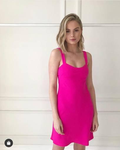 product_#UHJvZHVjdE1lZGlhOjUyNjM0