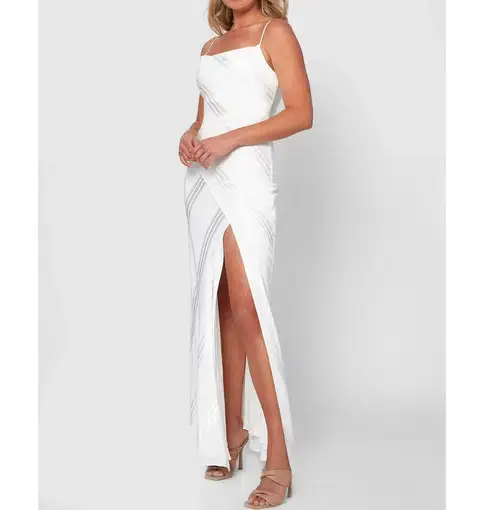 By Johnny Chelsey Slice Gown in Ivory Size AU 6