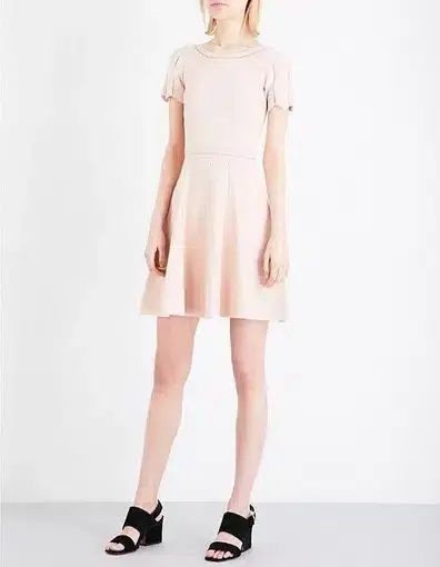 product_#UHJvZHVjdE1lZGlhOjExNDI3Mw==
