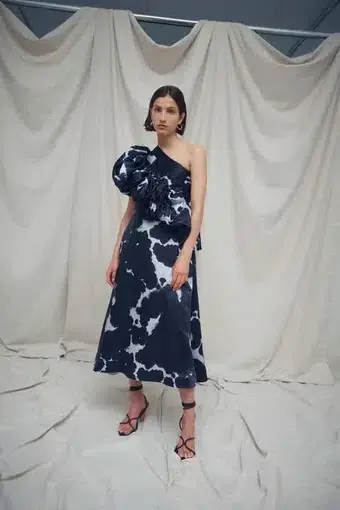 product_#UHJvZHVjdE1lZGlhOjMwNjQwNw==