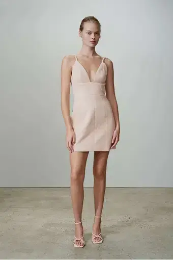 product_#UHJvZHVjdE1lZGlhOjMyOTYwMQ==