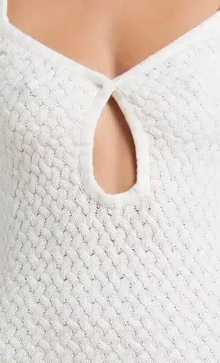 product_#UHJvZHVjdE1lZGlhOjM1MDI5NA==