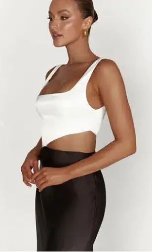 product_#UHJvZHVjdE1lZGlhOjQwMjAyNQ==