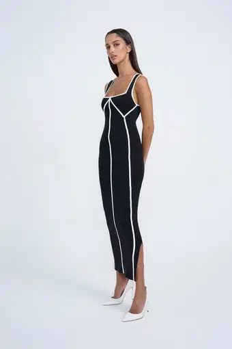 product_#UHJvZHVjdE1lZGlhOjQyMzc5OQ==