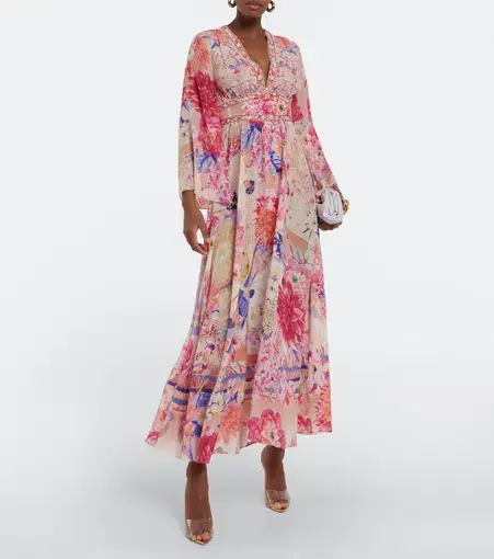 Camilla Kimono Sleeve Dress With Shirring Detail in Rose Bed Rendezvous
Size 14