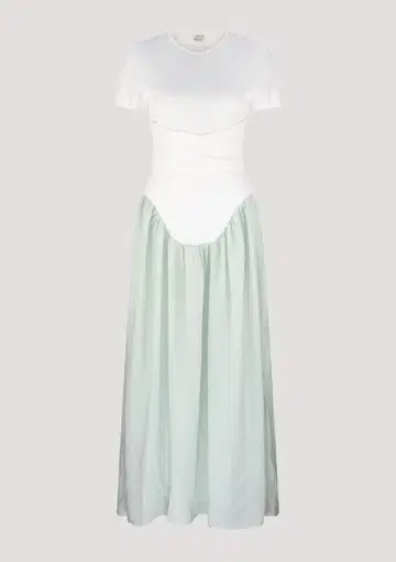 product_#UHJvZHVjdE1lZGlhOjQzOTc1Mw==