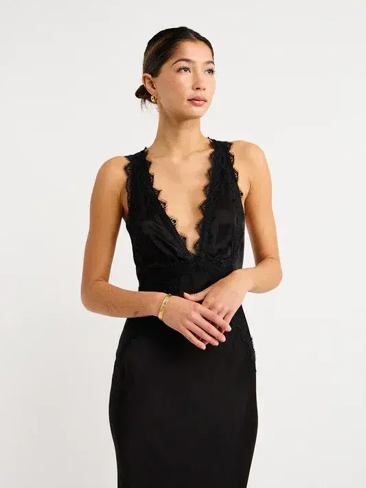 Shona Joy Camille Lace Cross Back Midi Dress in Black Size XS / AU 6 - Image 3