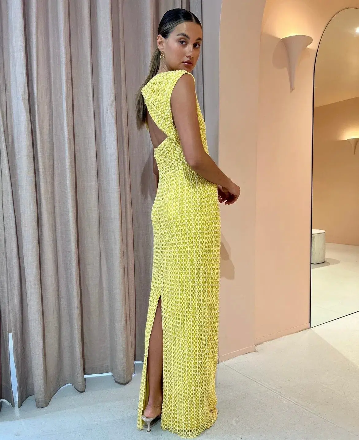 Camilla and Marc Riviera Column Dress Yellow Size 12 - Image 2
