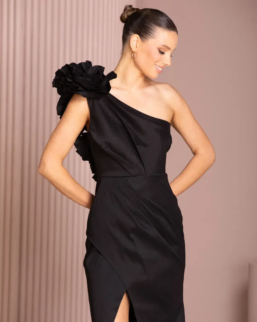 Azzurielle Aimi Gown Black Size AU 12 for rent on The Volte - main image