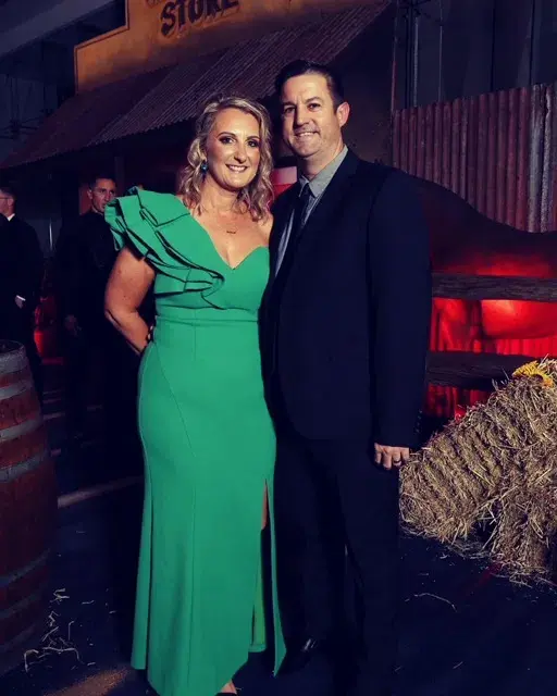 Sheike High Society One Shoulder Dress in Green Size 12 - Image 2