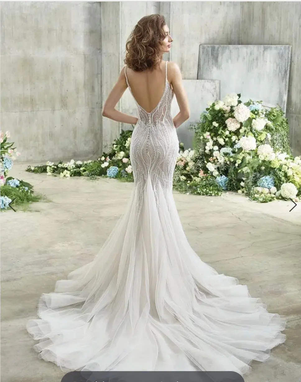 Badgley Mischka Esther Wedding Dress Ivory Size 8  - Image 2