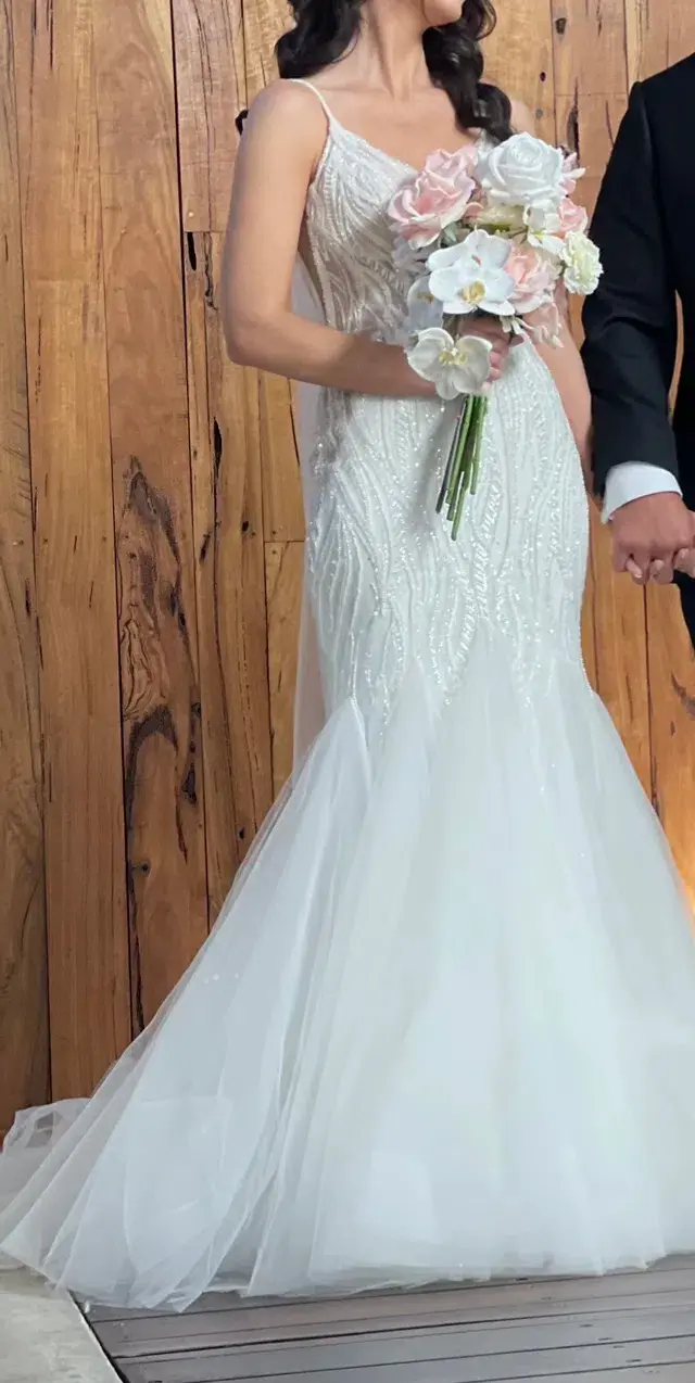 Badgley Mischka Esther Wedding Dress Ivory Size 8  - Image 4