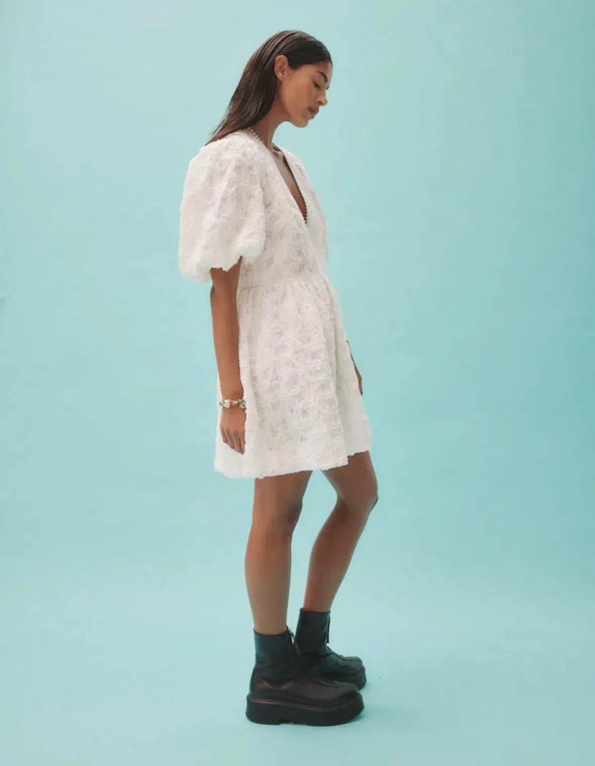 Alemais Iggy Embroidered Mini Dress White  Size 16 - Image 3