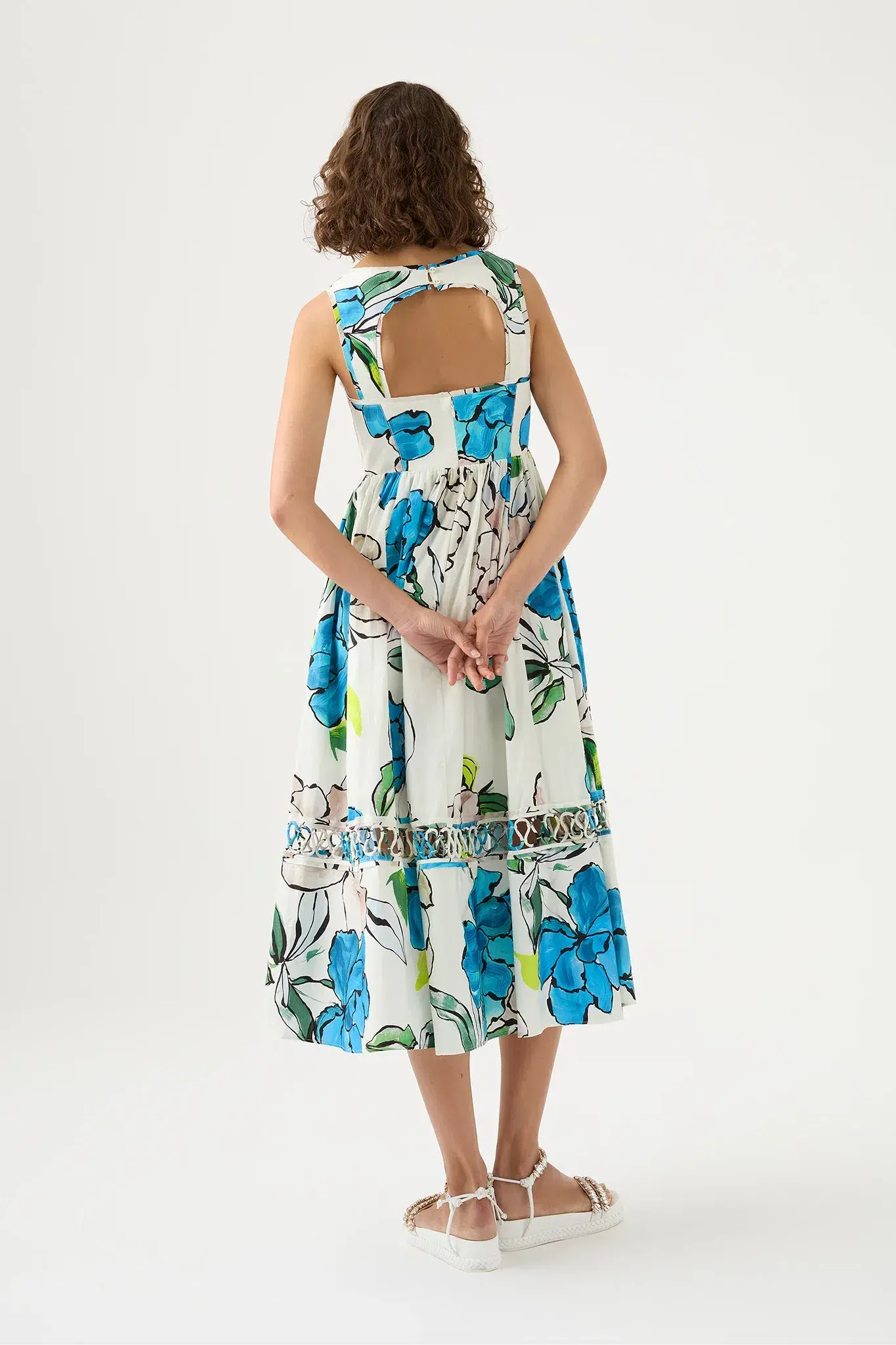 Aje Erika Cut Out Midi Dress in Cool Camellia Floral Size 8 - Image 2