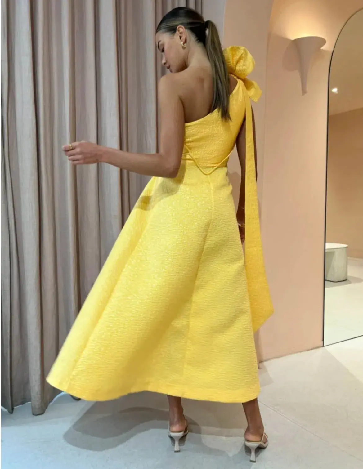 Rachel Gilbert Emiliano Midi Dress Lemondrop Size 4 / AU 14 - Image 3