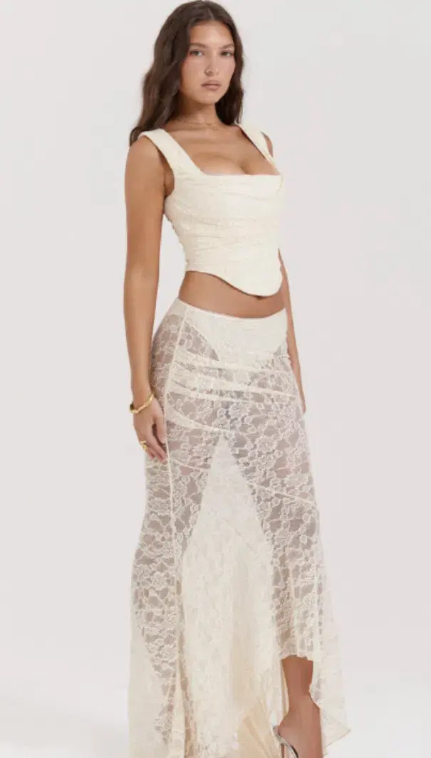 House Of CB Una Lace Corset & Therese Lace Maxi Skirt Set Vintage Cream Size 6 - Image 5
