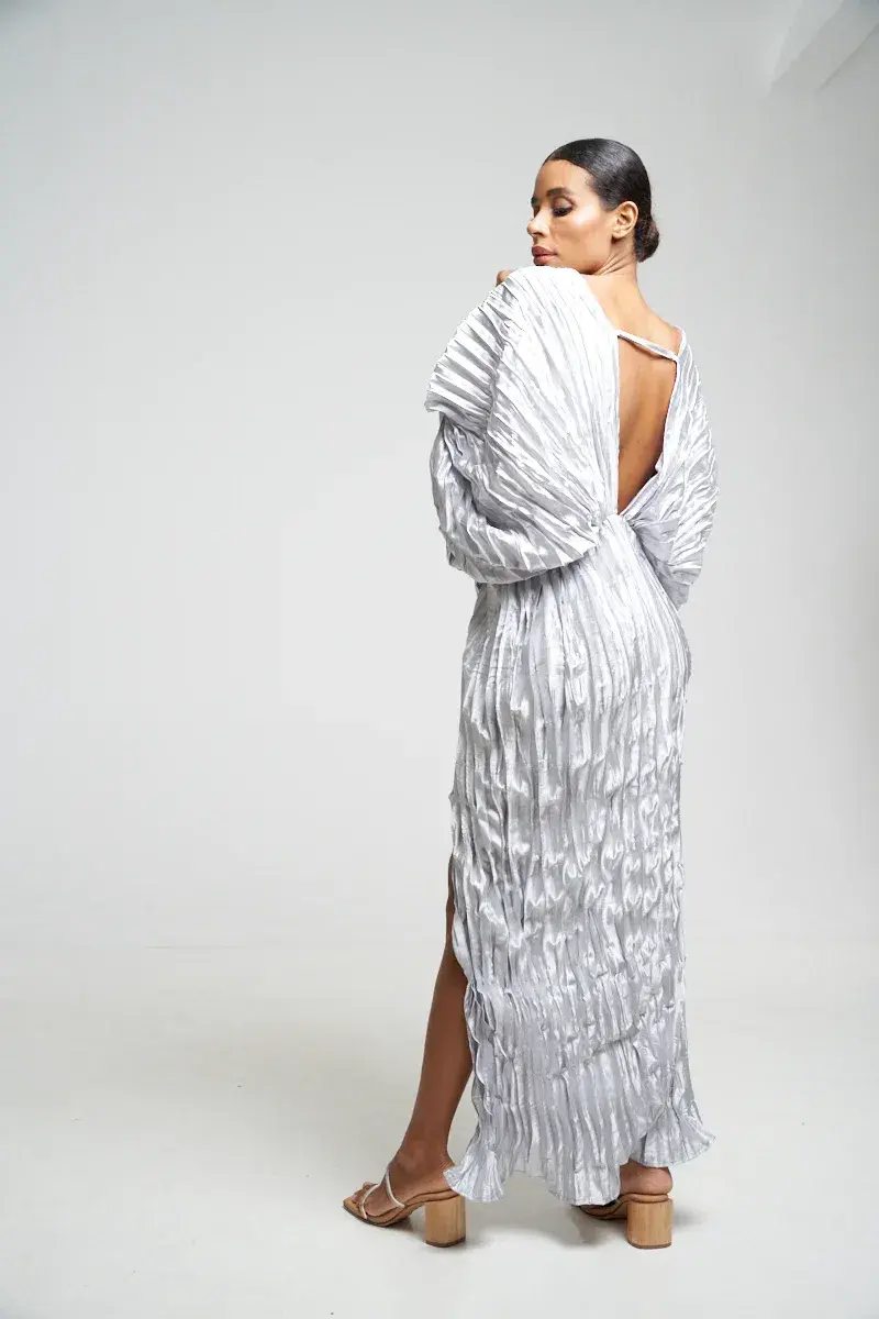 L'Idée De Luxe Gown Silver Size 10 - Image 3