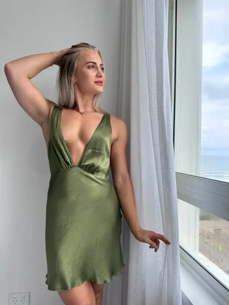 Shona Joy Arienzo Plunged Cross Back Mini Dress Olive Green Size 8 - Image 3