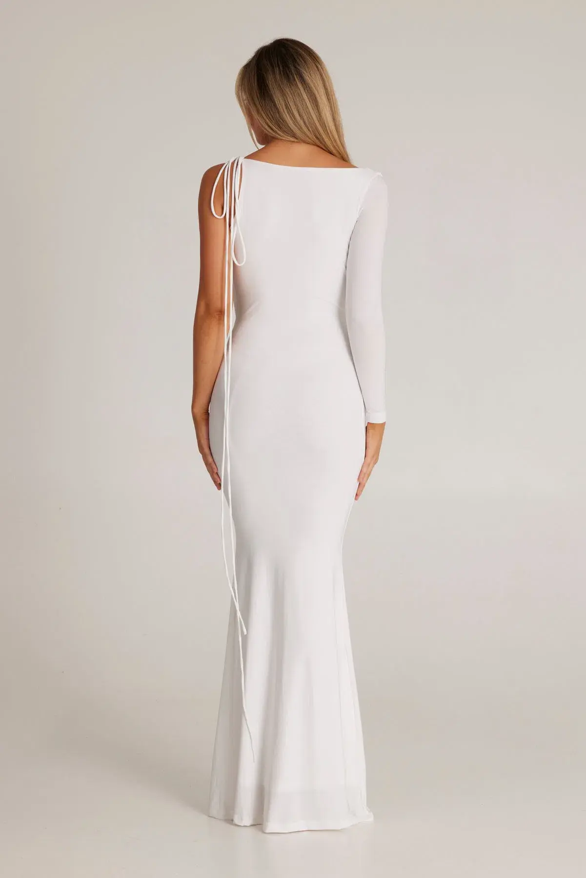 Melani The Label Emelia Reversible Gown White Size S/ AU 8 - Image 2
