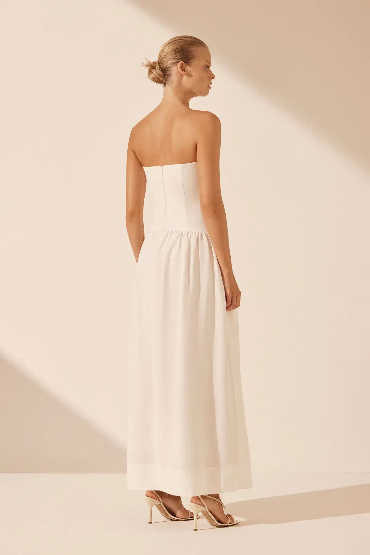 Shona Joy Blanc Linen Strapless Panelled Drop Waist Maxi Dress Ivory Size XS / AU 6 - Image 3