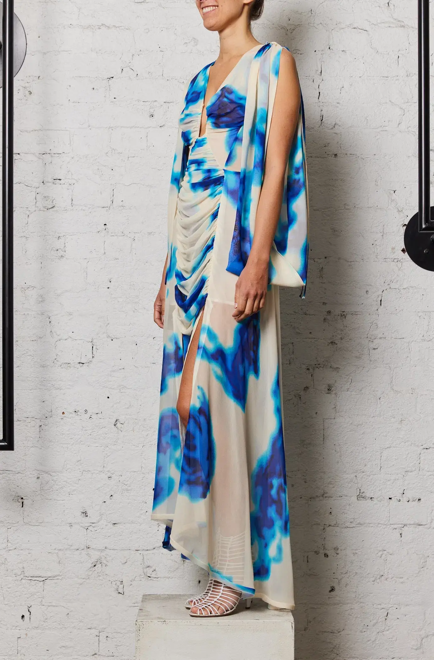 KitX Majestic Dreamer Dress w Cape Sleeves Print Size 8 - Image 4