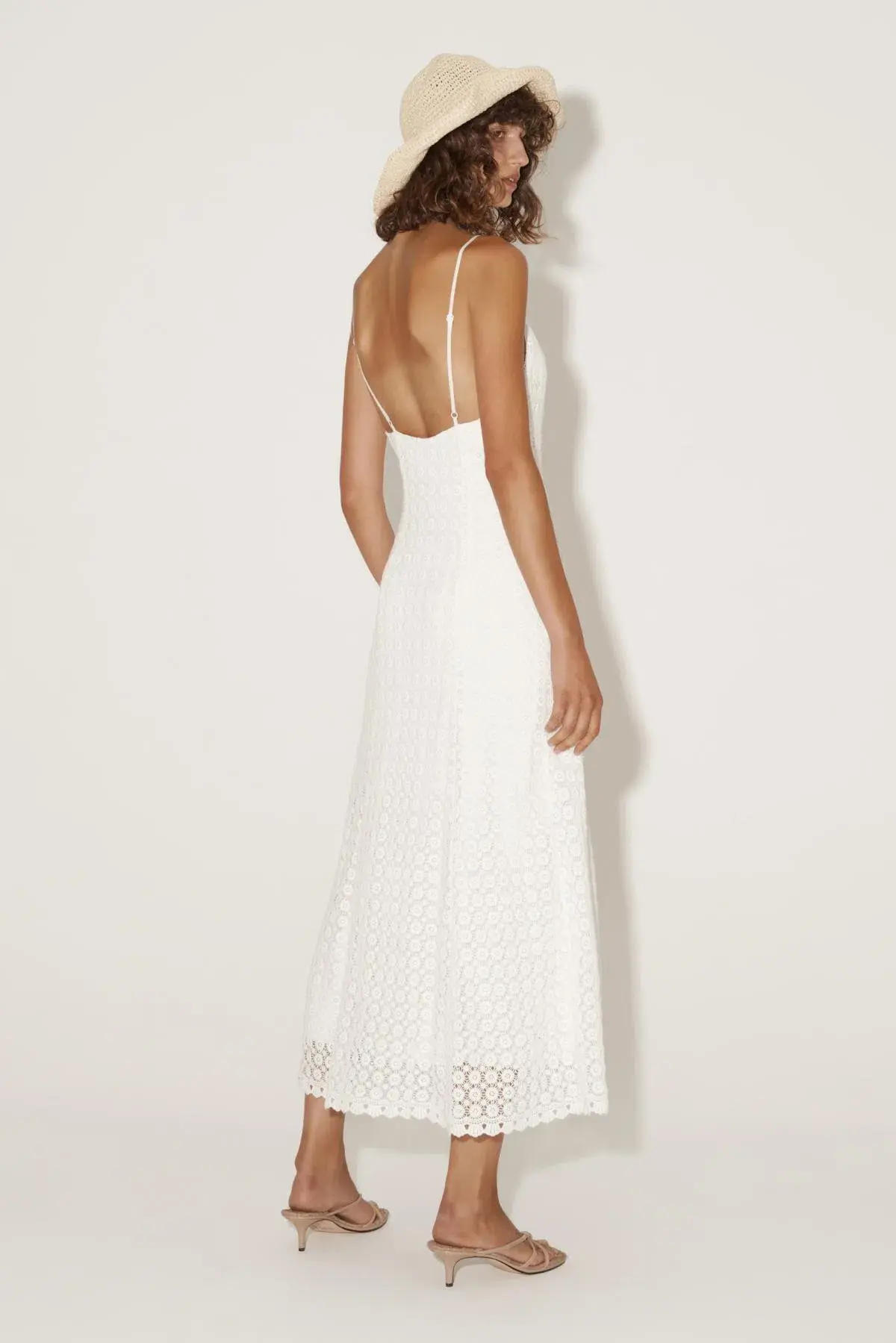 Hansen & Gretel Fiora Daisy Lace Midi Dress in White Size S / AU 8 - Image 2