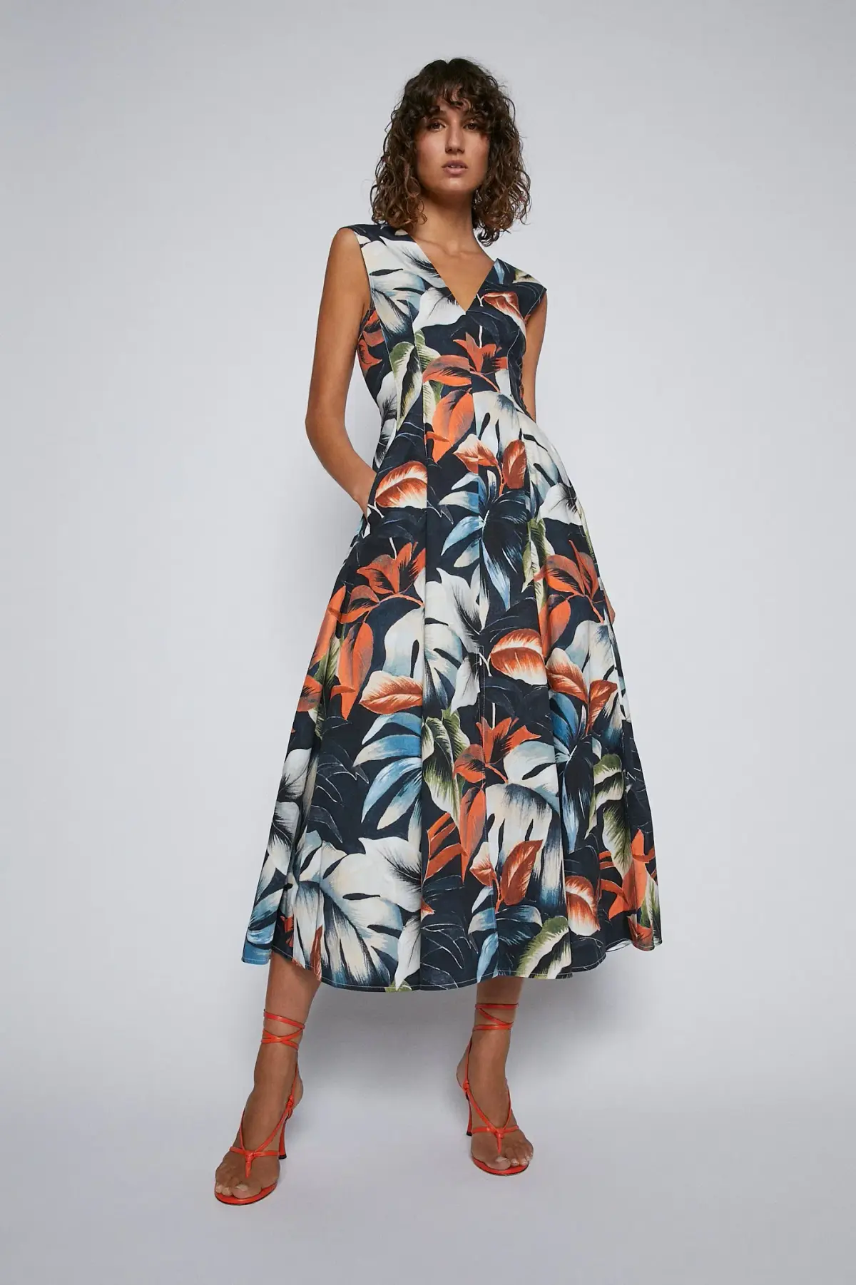 Scanlan Theodore Tropical Print Midi Dress Sienna Size 10 - Image 1